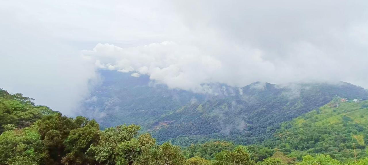 Eagleredcasino Hotel Vagamon Exterior photo