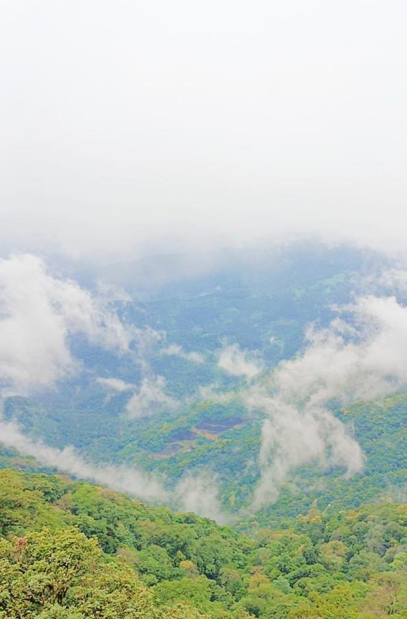 Eagleredcasino Hotel Vagamon Exterior photo